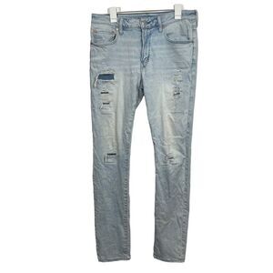 American Eagle 34x34 Light Wash Distressed Jeans